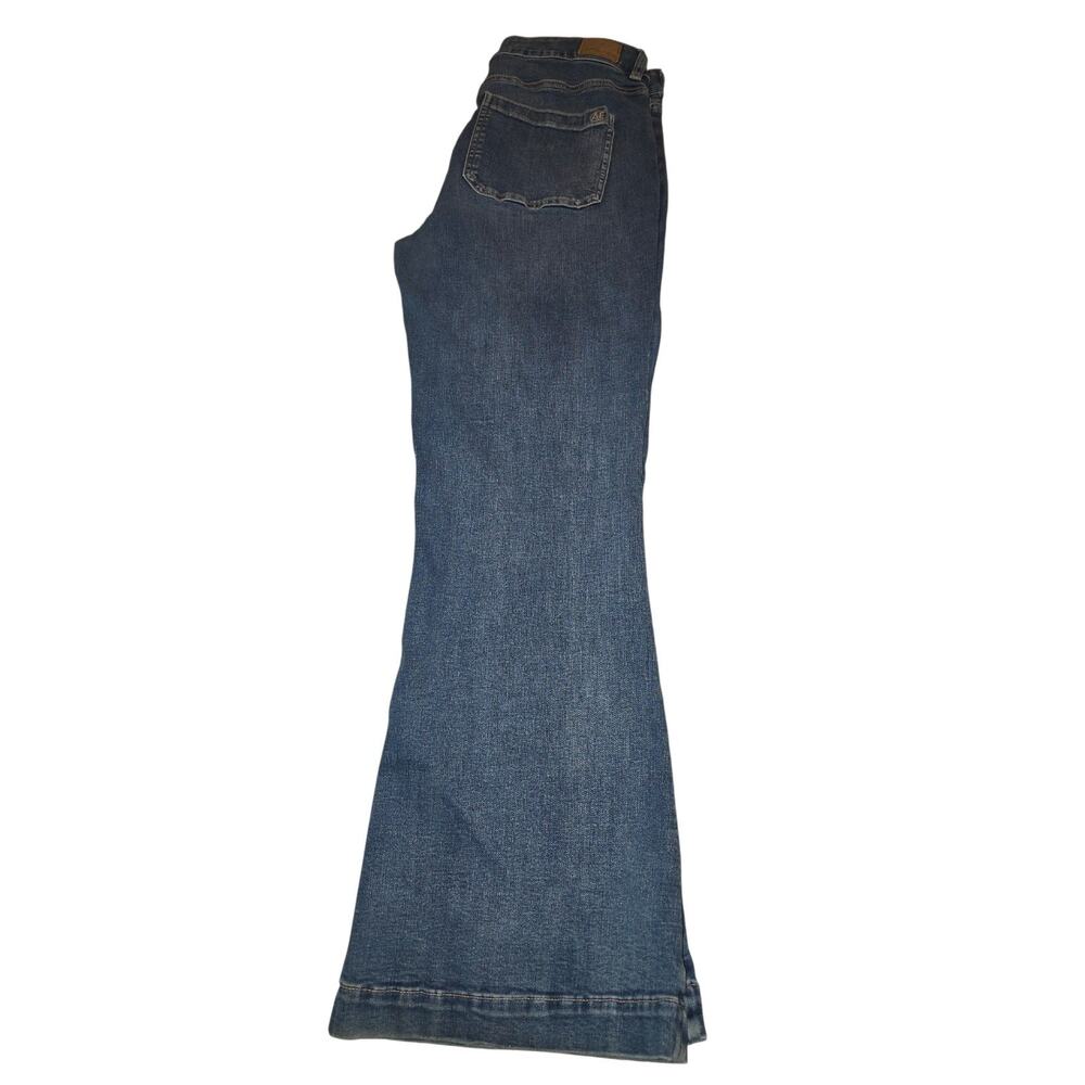 American Eagle Outfitters Women's Super Hi-Rise Flare Jean Size 14